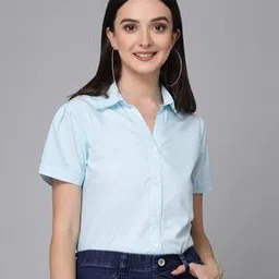 style quotient Spread-Collar Shirt with Button-Down Detail-picture-48
