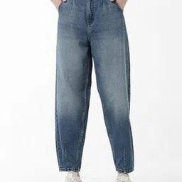 only Women Lightly Washed Relaxed Fit Jogger Jeans-picture-52