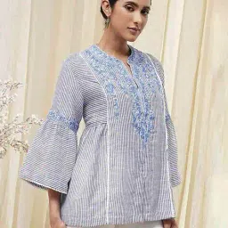 biba Women Cotton Printed Straight Short Kurta image 1