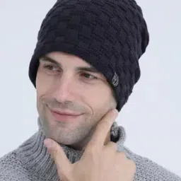 alamos Men Knitted Beanie with Logo Patch-picture-13