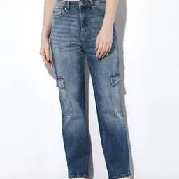 only Women Lightly Washed Straight Fit Jeans-picture-51