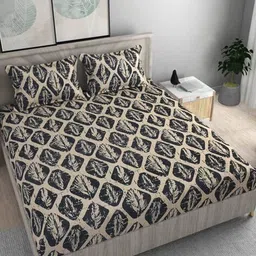 fine tex world 250 TC Printed King Size Double Bedsheet with Pillow Covers image 1