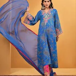 ishin Women Embroidery Straight Kurta Set-picture-52