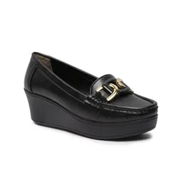 Flat n Heels Closed Back Wedge Pumps image 3