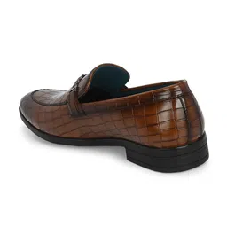 San Frissco Men Textured Formal Horsebit Loafers image 2