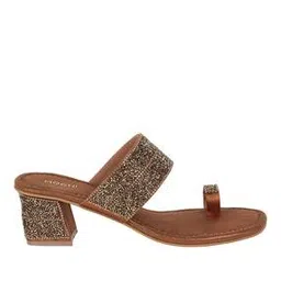 mochi Women Embellished Toe-Ring Chunky-Heeled Sandals-picture-42