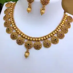 alyesha Gold-Plated Stone-Studded Necklace & Earrings Set-picture-11