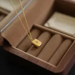 glowzi Women Gold-Plated Pendant with Chain-picture-10