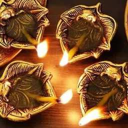 indian shelf Set of 4 Metal Ganesha Diyas-picture-33