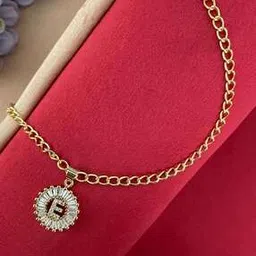 digital dress room Gold-Plated Link Chain E Letter Bracelet Rakhi -picture-48
