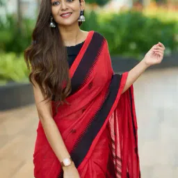 nyrika Women Saree with Woven Motifs image 1
