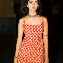 gosriki Women Printed Straight Kurta image 1