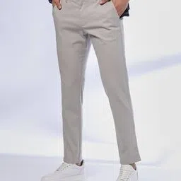 netplay Men Cropped Fit Flat-Front Chinos-picture-24