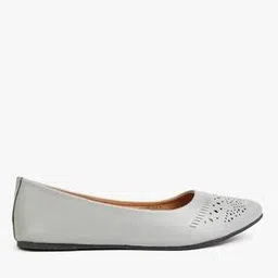 hi-attitude Perforated Slip-On Shoes-picture-16