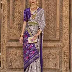 ri-wah Geometric Woven Silk Saree-picture-35