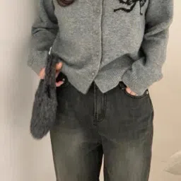 divawalk Women Ribbed Round-Neck Cardigan image 1