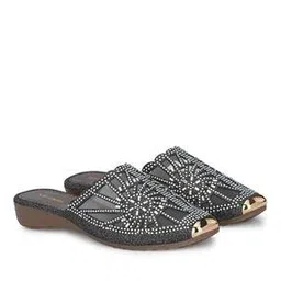 clog london Embellished Peep-Toe Mules-picture-35