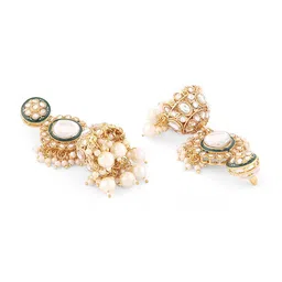 Zaveri Pearls Gold-Plated Kundan-Studded & Beaded Jewellery Set With Maang Tikka image 5