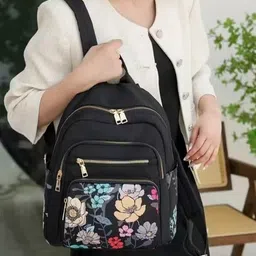 banqlyn Shoulder Bag for Women Stylish Ladies Bags Purse and Backpack Purse,European And American Trend Shopping Trip Backpack Fashion Backpack Girls,Women's Backpack,Stylish Ladies Backpack image 5