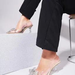 froh feet Women Stylised-Toe Kitten-Heeled Sandals image 1