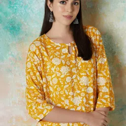 melange by lifestyle Women Floral Print Straight Kurti image 1