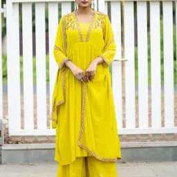 mittoo Women Embroidered Flared Kurta Set image 1