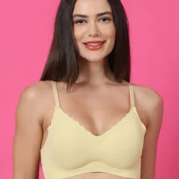 prettycat Women Lightly-Padded Non-Wired Bra image 1