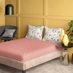 portico 144-TC Floral Print King-Size Fitted Bedsheet with 2 Pillow Covers image 1