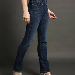 levi's Women Lightly Washed Slim Fit Jeans image 2