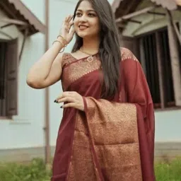 linza Women Banarasi Silk Saree with Contrast Border image 2