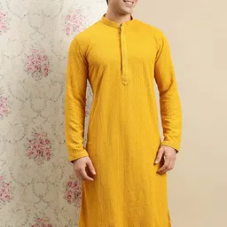 sanwara Embroidered Mandarin Collar Long Kurta image 2