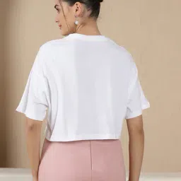 Shein Casual Floral Chest Print Crop-Length Short Sleeve T-Shirt image 2