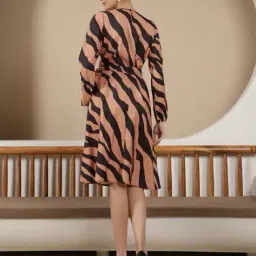 Shein Casual Beige Peasant Sleeve Abstract Pattern Midi A-Line Dress image 2