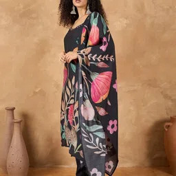 varanga Floral Printed Straight Kurta Set image 2
