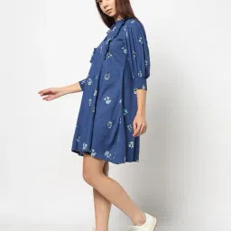 yousta Women Floral Print A-Line Dress with Neck Tie-Up image 2