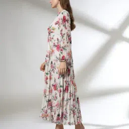 fig Women Floral Print V-Neck Fit & Flare Dress image 2