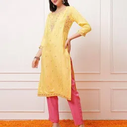 vishudh Women Embroidered Straight Kurti image 2
