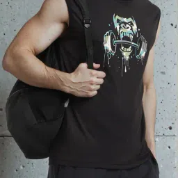 Shein Slim Fit Sleeveless Graphic Chest Print Crew Tshirt image 1