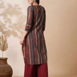 globus Geometric Print Straight Kurta with Palazzos image 3
