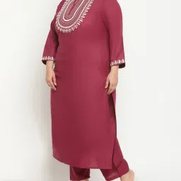 sringam Embroidered Straight Kurta & Pants image 3