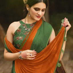 ri-wah Women Chiffon Saree with Contrast Border image 3