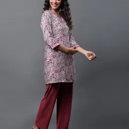 aurelia Women Paisley Print Straight Kurti image 3