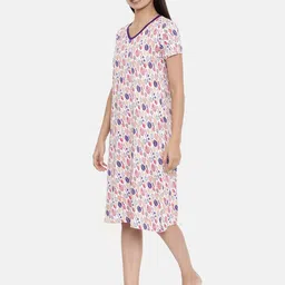 zebu Leaf Nighti with V-Neck image 3