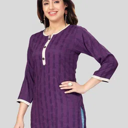sareeswarg Printed Straight Kurti image 3