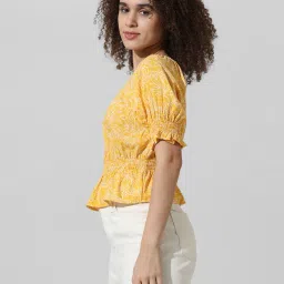 only Women Regular Fit Floral Print Top image 3