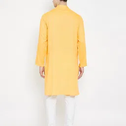 even Kurta with Mandarin Collar image 3
