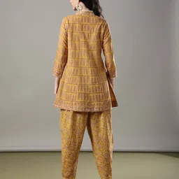 nyrika Women Printed Kurta & Dhoti Pants Set image 3