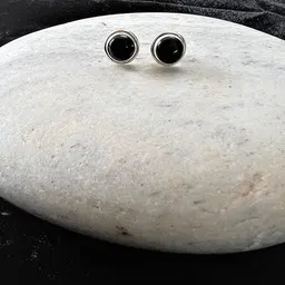 arte Women Sterling Silver Stone-Studded Stud Earrings image 3