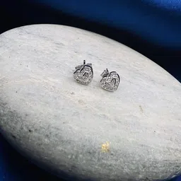 arte Women Sterling Silver Stone-Studded Heart Stud Earrings image 3