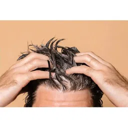 olaplex No. 4 Bond Maintenance Shampoo image 3